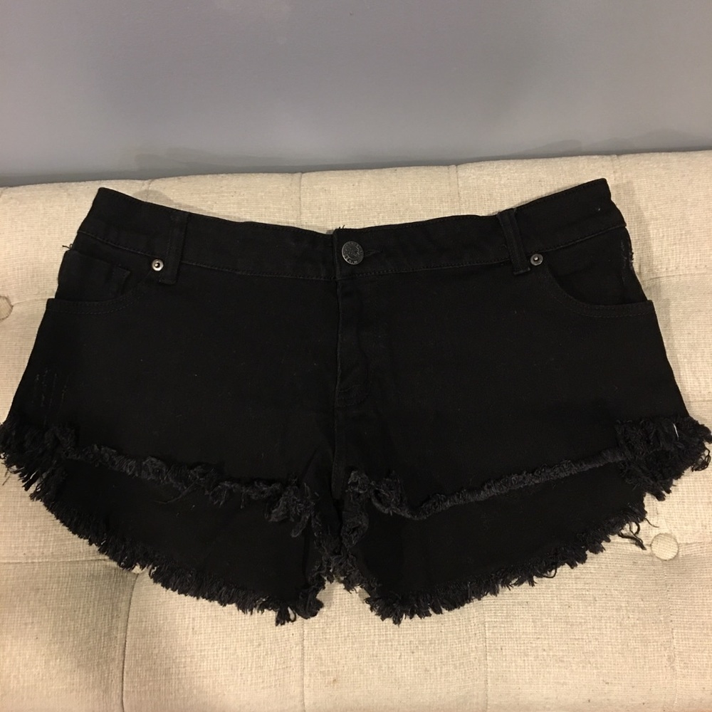 NWOT - Cotton On Black Denim Shorts